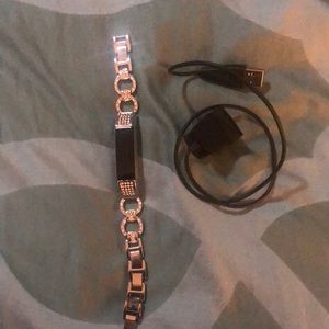 Fitbit Alta upgraded band barely warn!